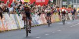 Lorena Wiebes aast op eerste gele trui: “Verwacht hectische dag en heel zware finish”