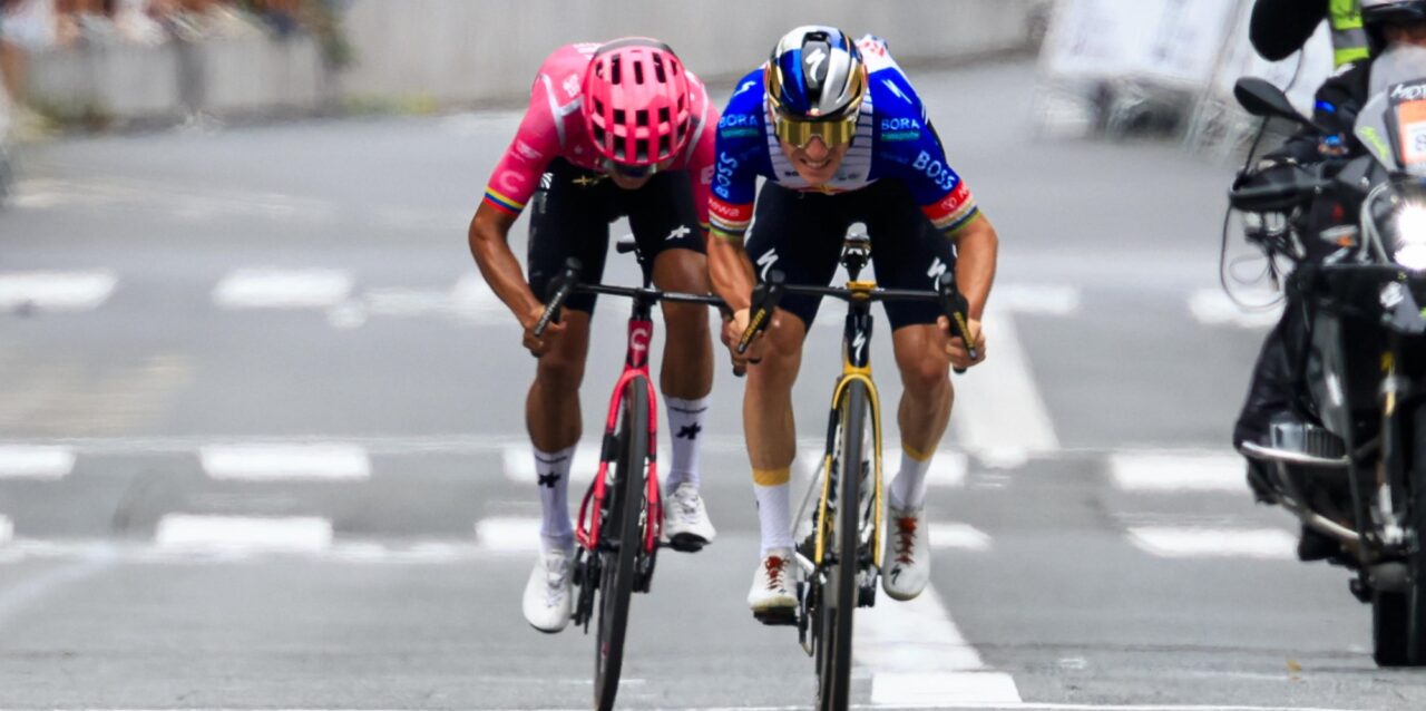 Evenepoel denkt na Baskische recordzege al aan WK: Proberen wereldkampioen te worden