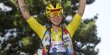 Lorena Wiebes geniet van gele trui in Tour Femmes: Dit voelt wat relaxter dan in 2022