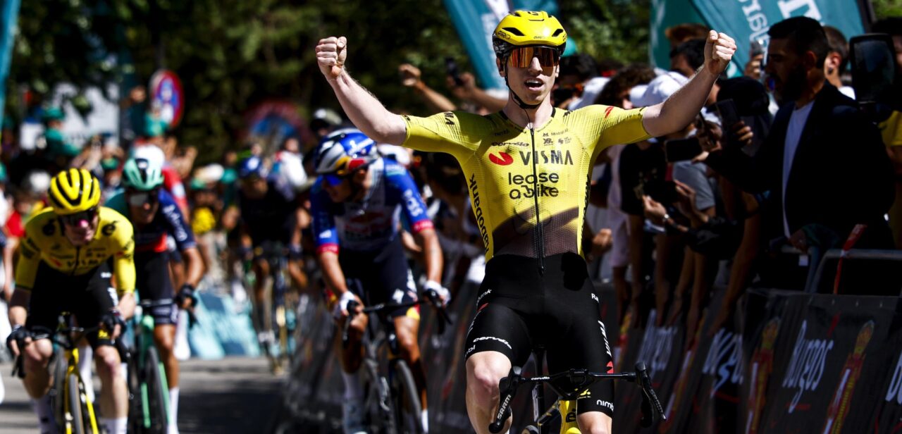 Matthew Brennan en Ben Tulett bezorgen Visma één-tweetje in eerste rit Ronde van Burgos