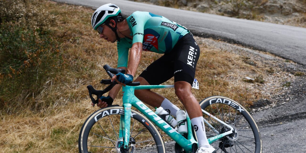 Diego Uriarte is nieuw talent bij Movistar dat ook Moro en Maciejuk verlengt