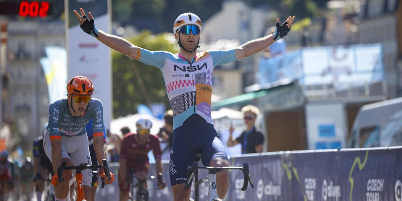 Riley Sheehan te snel voor Ben Turner in openingsrit Czech Tour