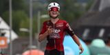 Jenno Berckmoes wint koninginnenrit en is leider Renewi Tour, Philipsen beperkt schade door De Lie