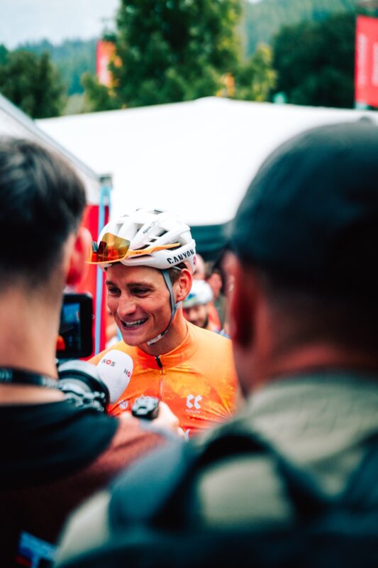 Specifieke coach moet Mathieu van der Poel en Puck Pieterse helpen in jacht op WK-titel