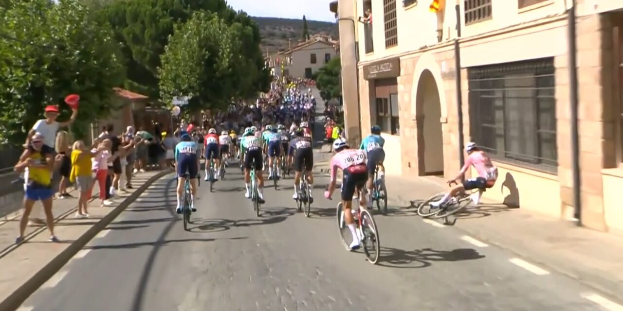 Vuelta 2026: Gele kaart voor Astana-renner die Luca Van Boven ten val bracht