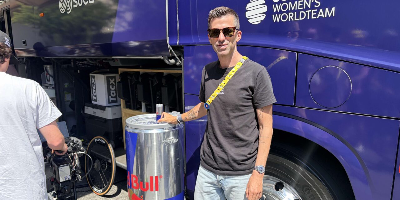 Red Bull stapt groot in het vrouwenwielrennen bij ploeg Demi Vollering: Dit is de eerste stap