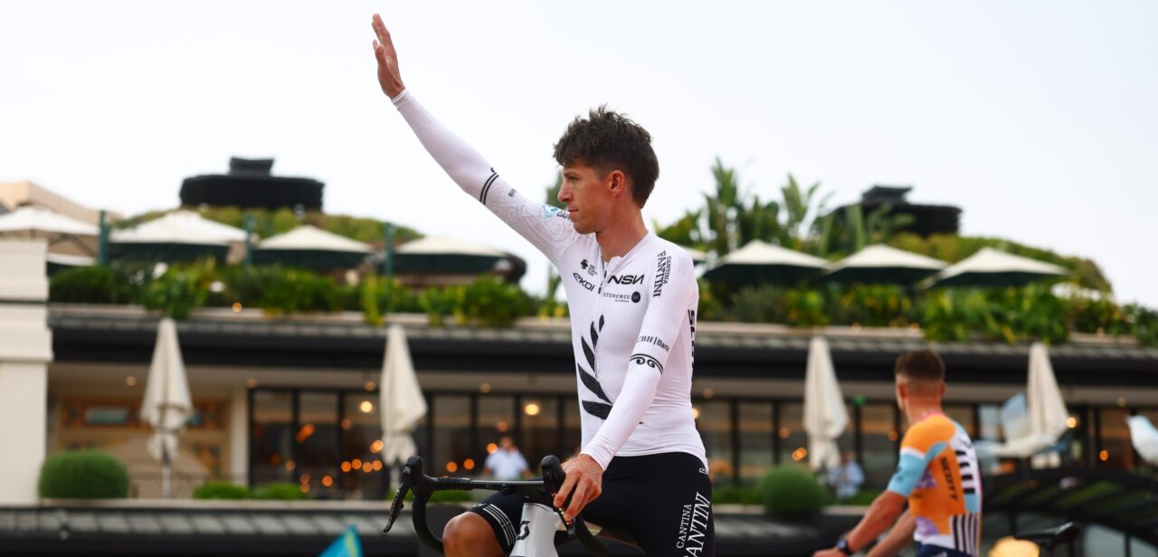 Vuelta 2026: NSN verder zonder wegkapitein Bennett, Picnic PostNL raakt Fransman kwijt