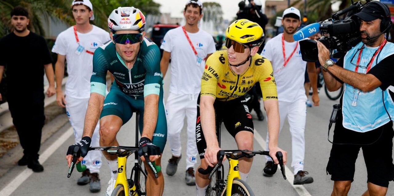 Vuelta 2026: Matthew Brennan vliegt naar vierde ritzege na perfecte lead-out Wout van Aert